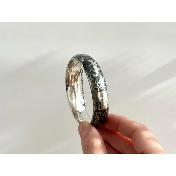 Siam Sterling Silver 925 Hand Carved Hinged Enclosure Vintage Bangle Bracelet - Picture 14 of 16